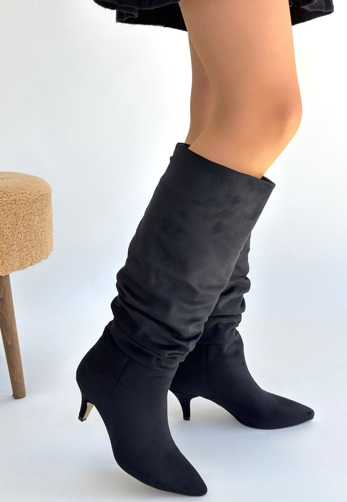 Zelya Siyah Süet Topuklu Çizme