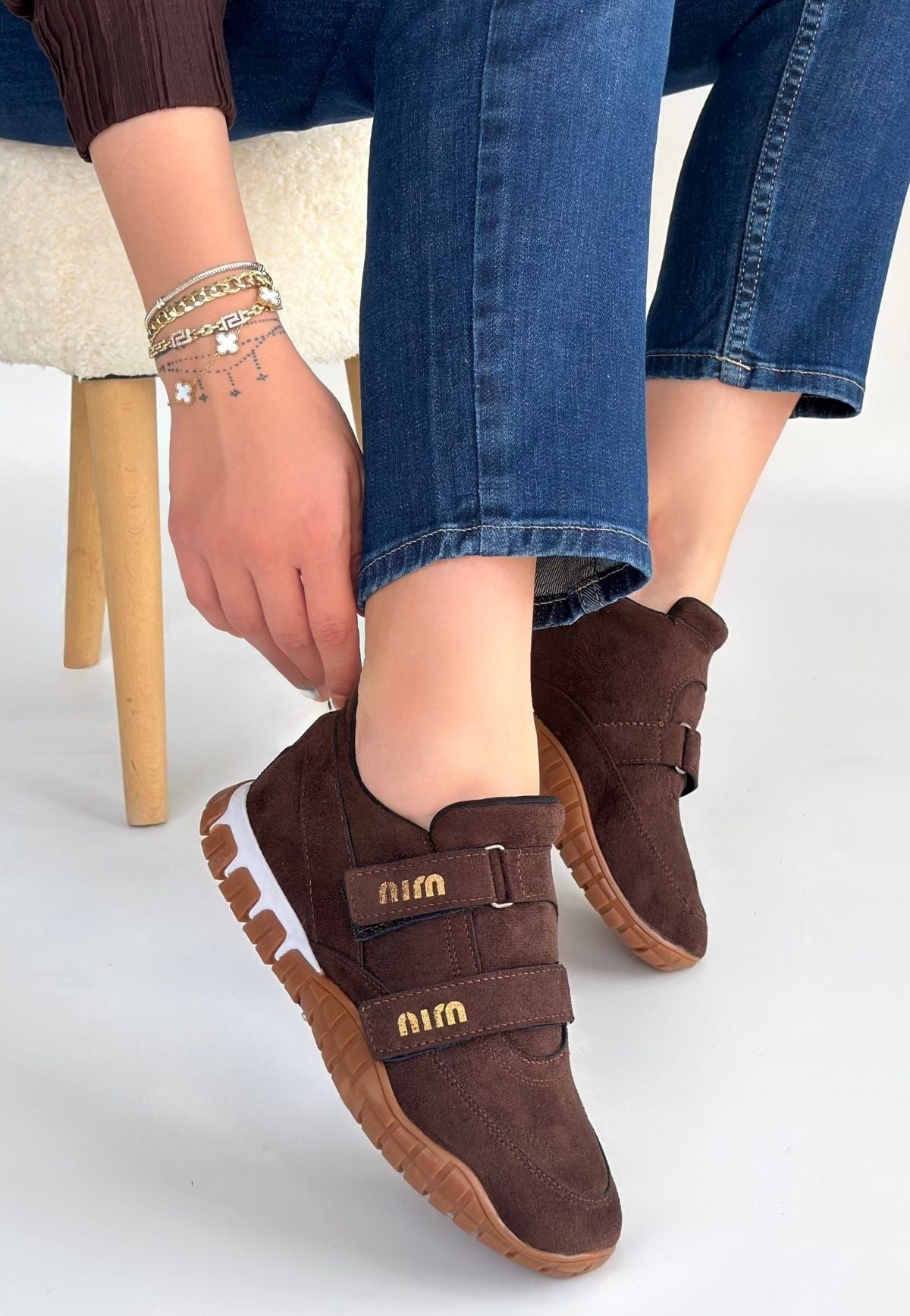 Tunga Kahverengi Süet Cırt Cırtlı Spor Ayakkabı