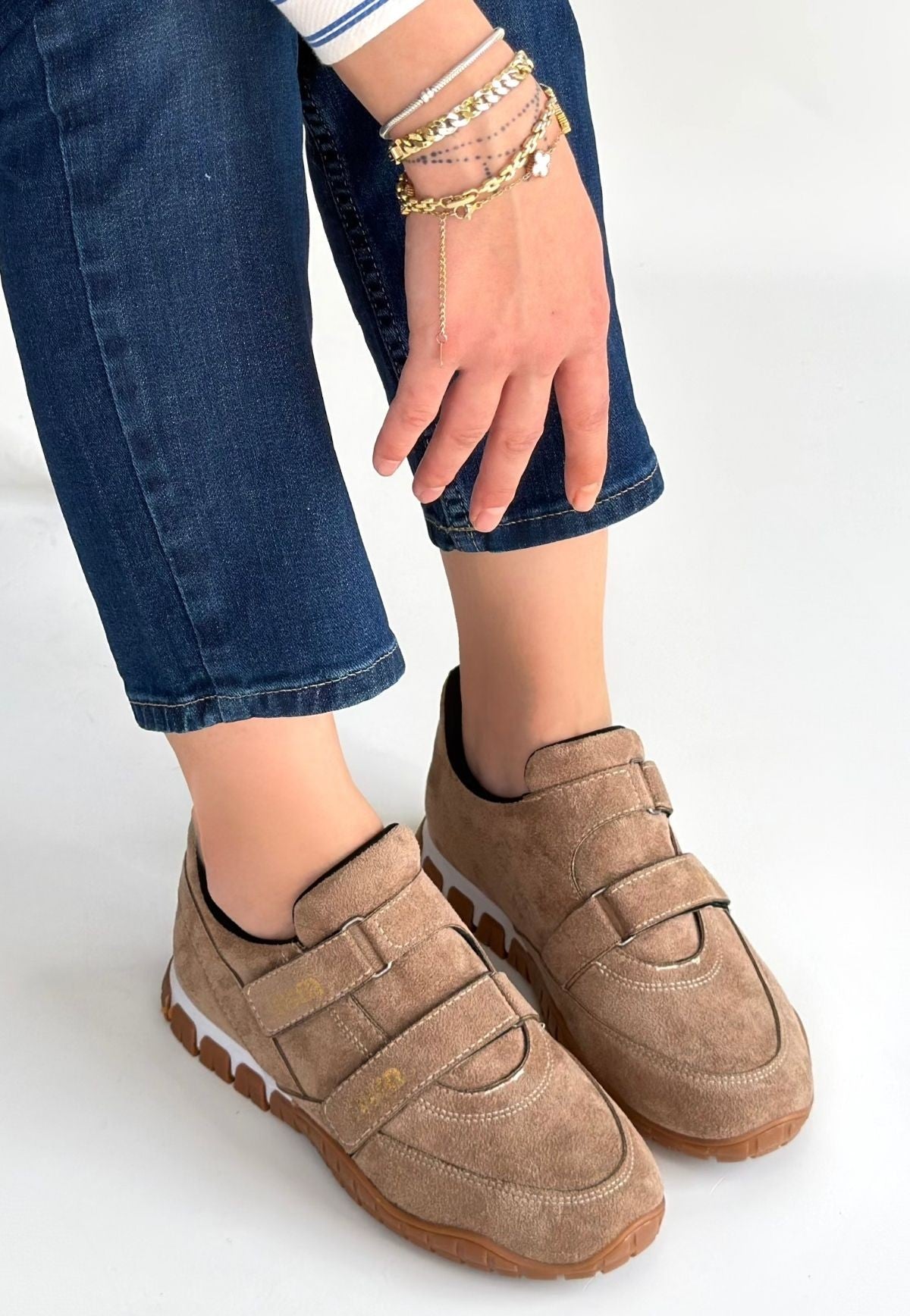 Tunga Bej Süet Cırt Cırtlı Spor Ayakkabı